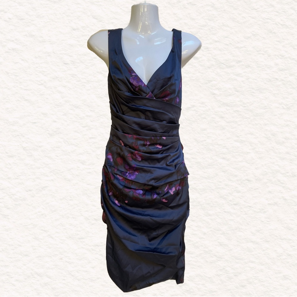 Le Chateau Floral Ruched New Condition Dress